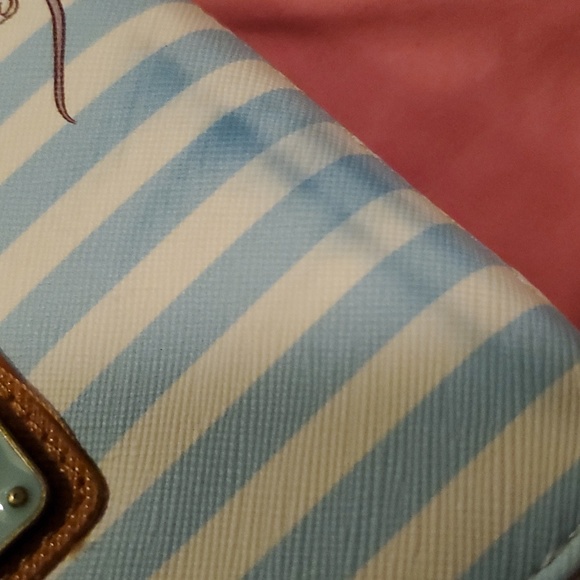 Disney Loungefly Wallet - Dumbo Stripes Brand New - Picture 5 of 9